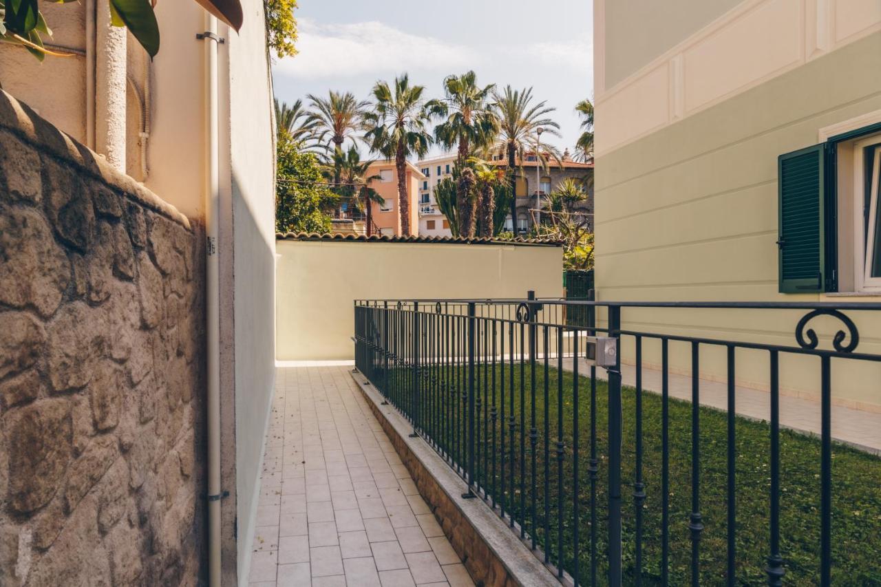 Apartamento 189 - Casa Bordighera Centro, 350Metri Dal Mare Exterior foto